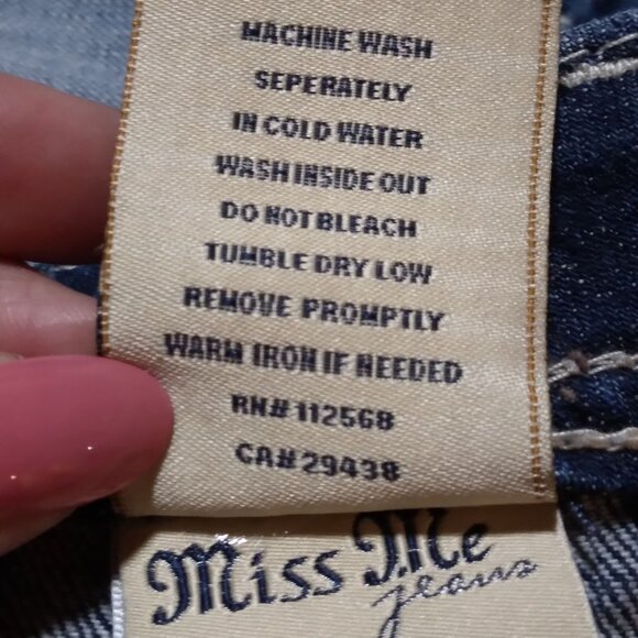 Miss Me Women Dark Wash Low Rise Capris 30 Y2Kcore Casual Comfy Distressed Jean - Picture 15 of 16